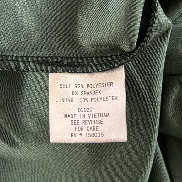 BIRDY GREY Ash Dress Velvet Emerald - Picture 9 of 11